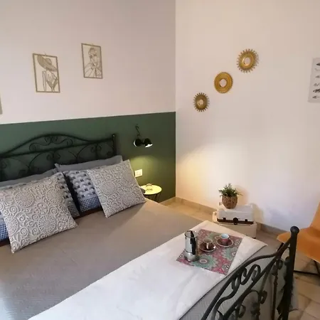 Il vicoLETTO sul Castello-3